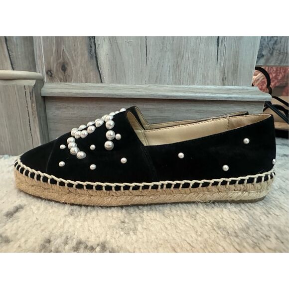 CHANEL Suede Pearl CC Espadrilles EU 35 - Picture 5 of 12